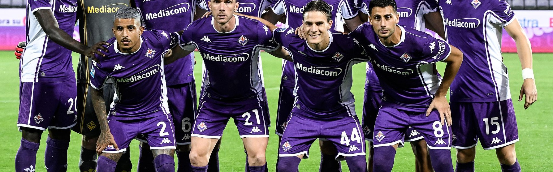 开云在线-紫百合公园停摆：众人齐聚缅怀罗科·科米索