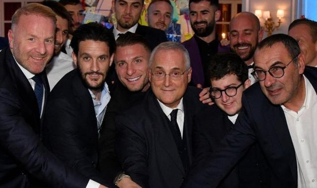 kaiyun-拉齐奥球员不吃圣诞蛋糕，是偶然还是无声抗议？