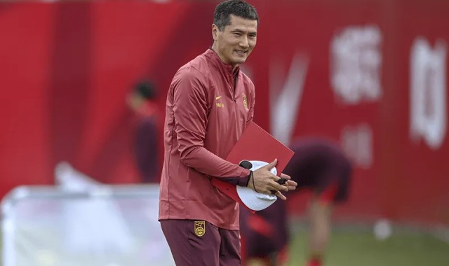 开云入口-北青：国足1月13日开始在迪拜展开集训，每两人住一个房间