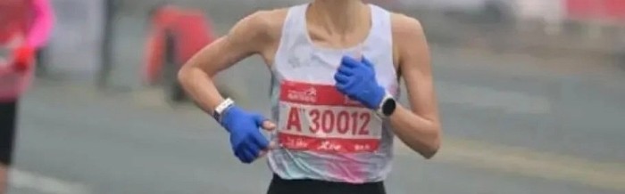 口碑反转！张水花辞职88天直播30场 500万人围观 粉丝18万|张水华|马拉松|柳州|奖金|冠军_新浪体育_新浪新闻