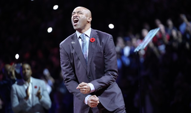 开云入口-扣篮界的GOAT！祝“半人半神”卡特49岁生日快乐！🎂