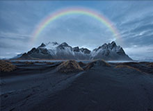 神！瓦科戴帽2场打入7球，薛庆浩送礼！泰山第三度扳平3-3申花！