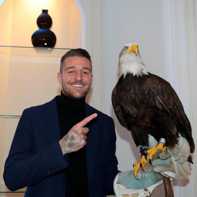 1639696055065021779.jpg 1639696055065021779.jpg